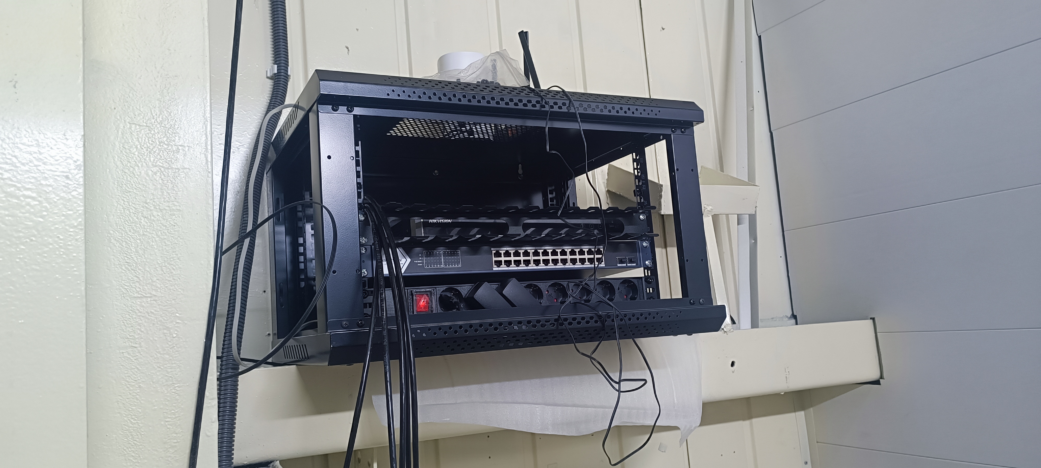 Установка сервера