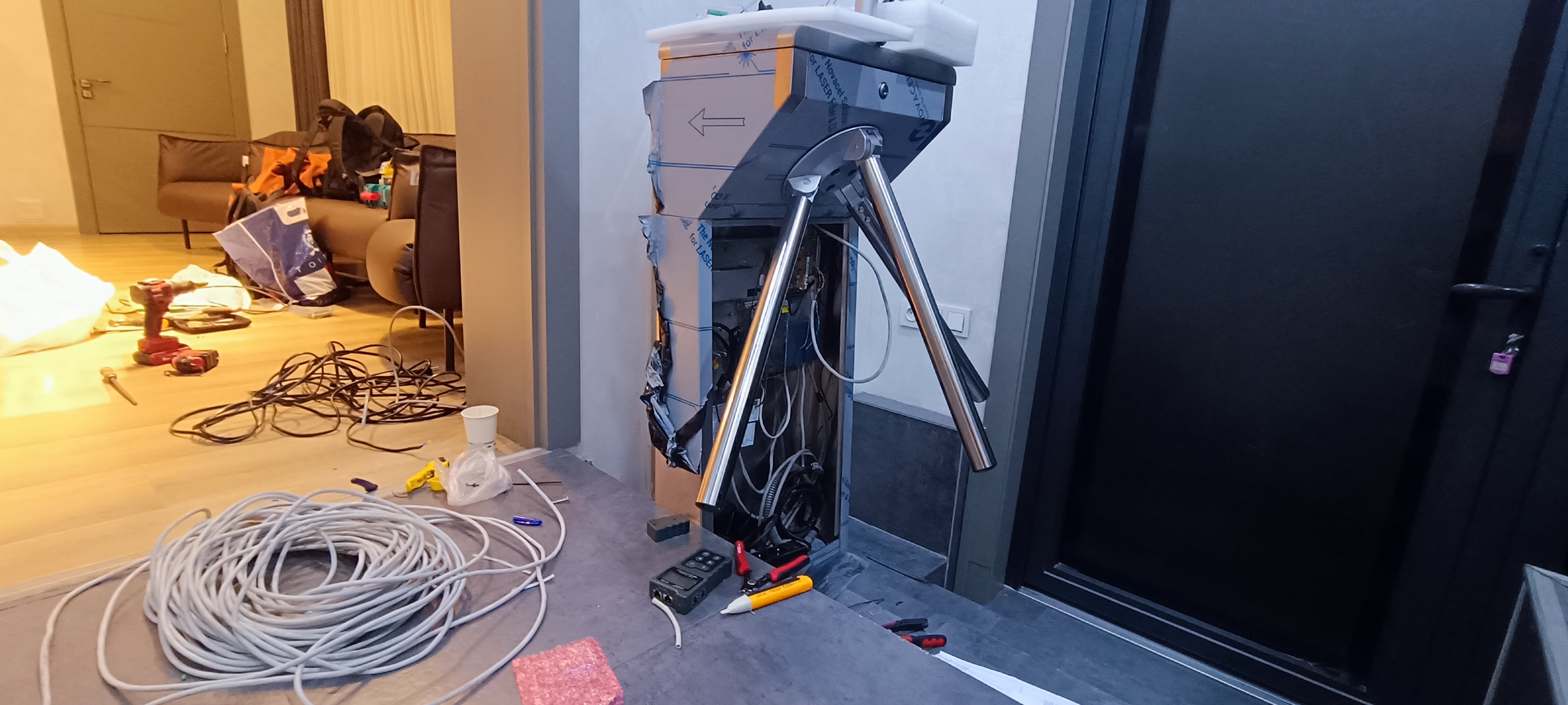 Установка и подлючения турникета